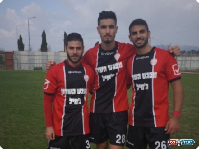 כובשי השערים להפועל הרצליה (דאפר מחאמיד)